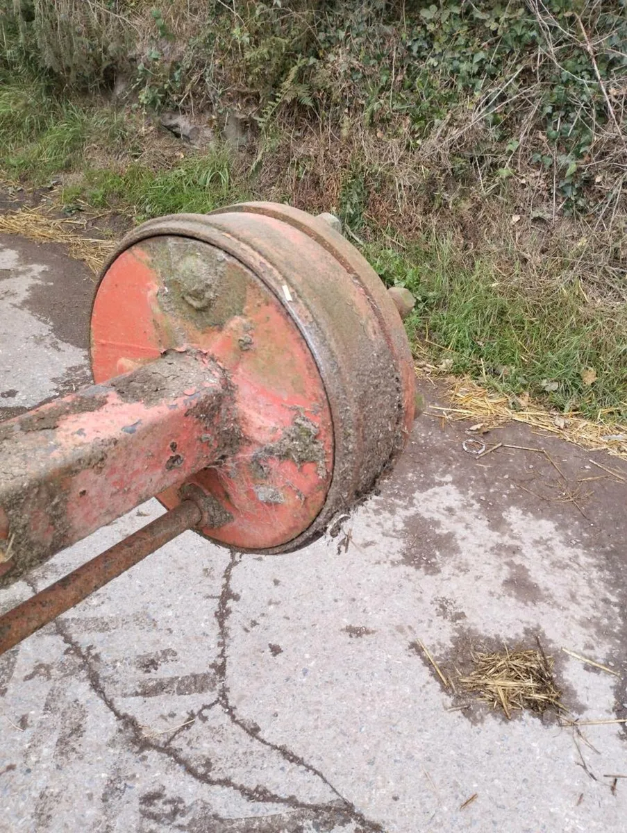 Trailer axle - Image 2