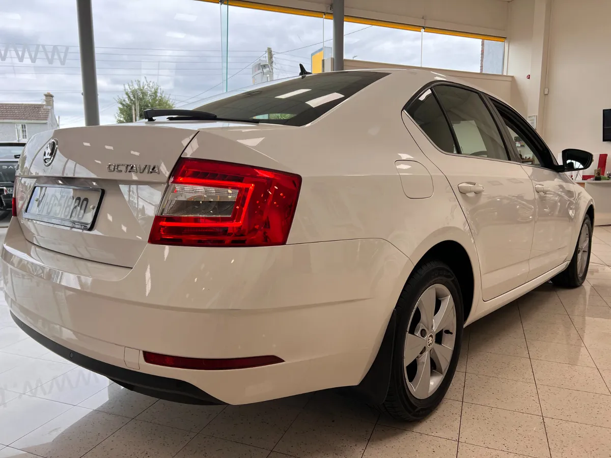 1.6 TDI SE TECHNOLOGY 115PS 5DR **Finance Arranged - Image 2