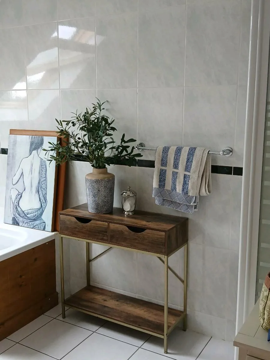 Console unit - Image 1