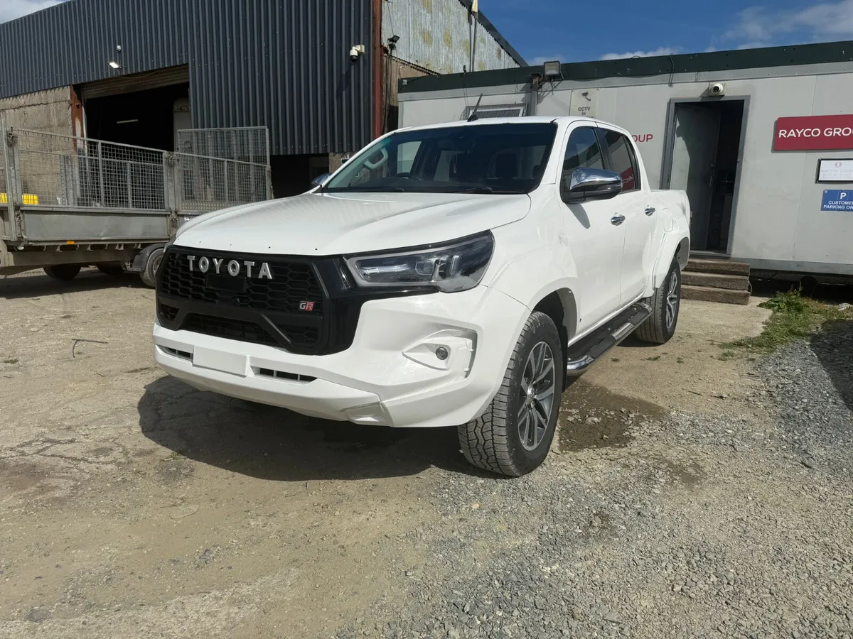 2019 TOYOTA HILUX GR INVINCIBLE - Image 2