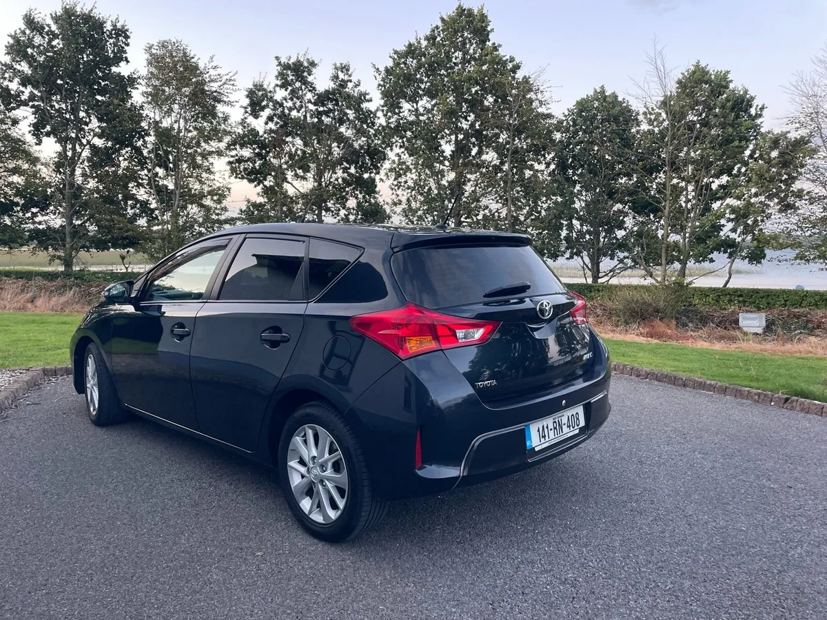 Toyota Auris 2014 1.4 D4D Aura (New NCT) - Image 2