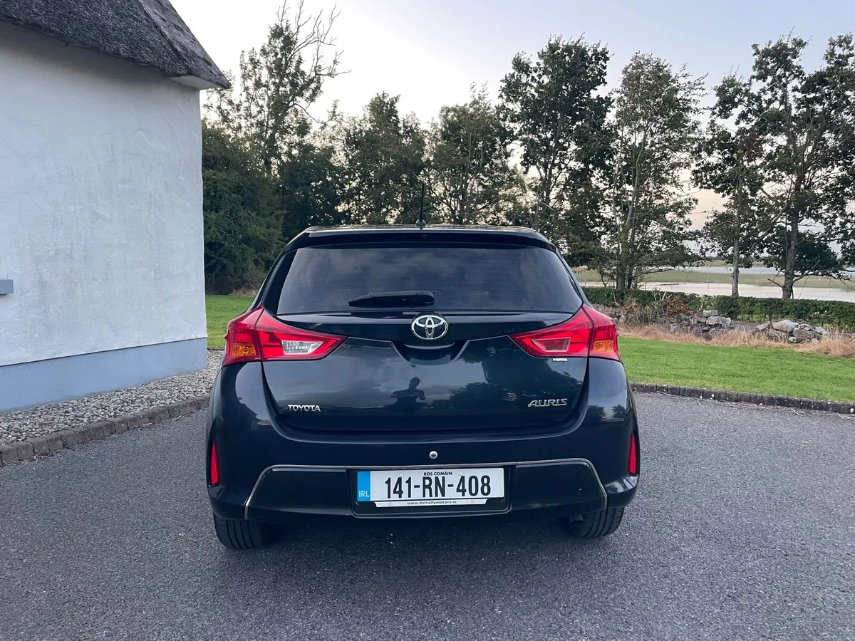 Toyota Auris 2014 1.4 D4D Aura (New NCT) - Image 3