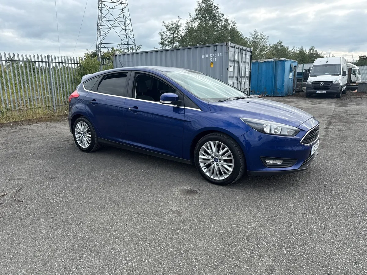 Ford focus diesel 5DR manual - Image 3
