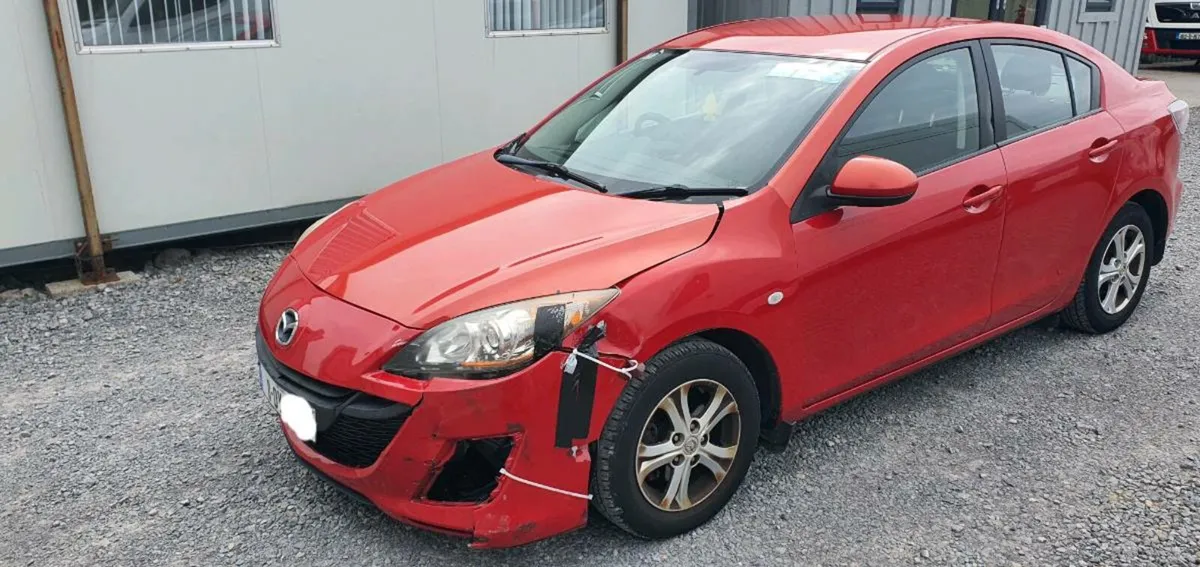 11 MAZDA 3 DIESEL - Image 3