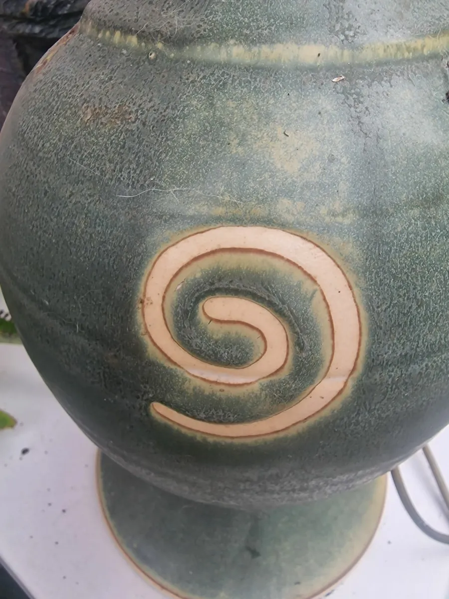 Jack O'Patsy pottery. - Image 2