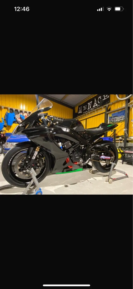 Suzuki gsxr 600 k7 - Image 4
