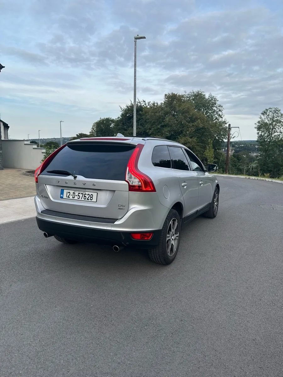 Volvo xc60 2012 - Image 4
