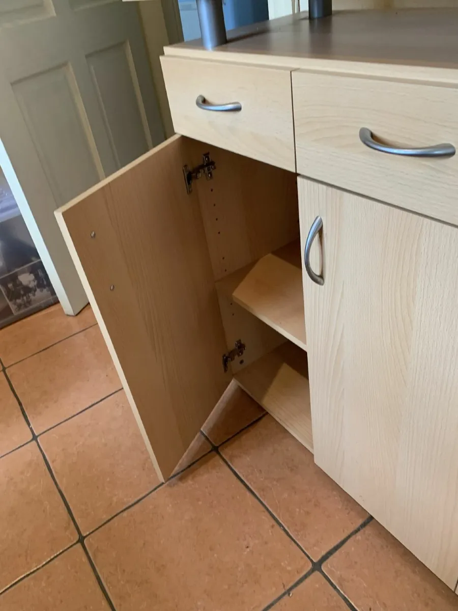 Kitchen - Image 4
