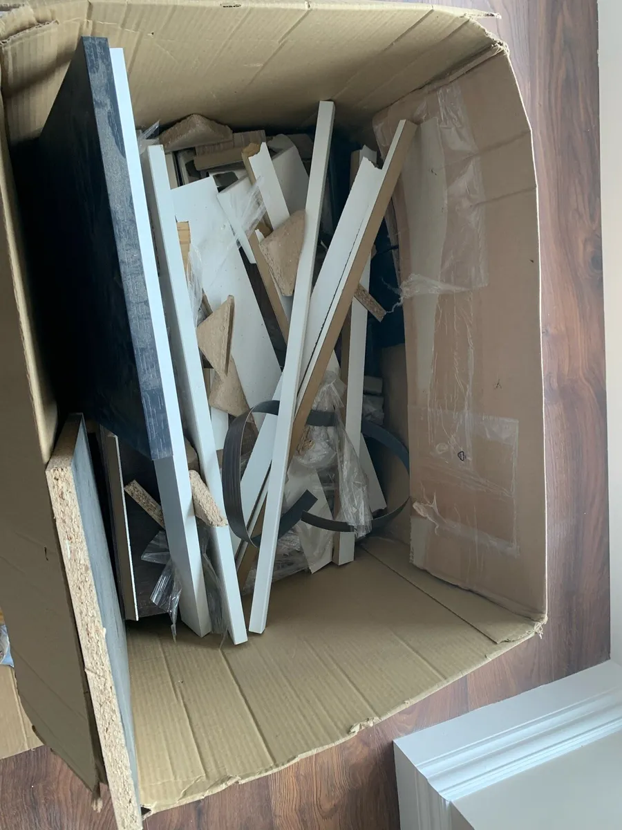 Left over timber - Image 1