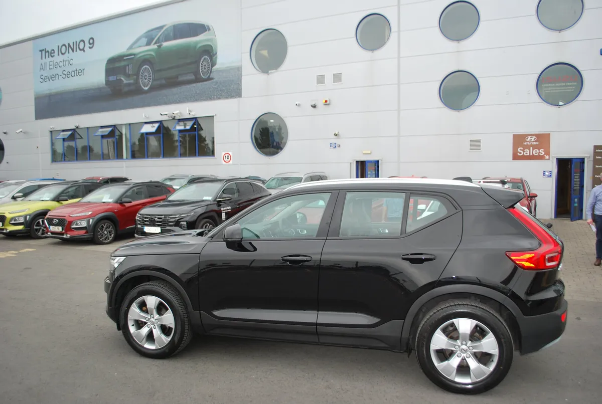 Volvo XC40 2019 - Image 2