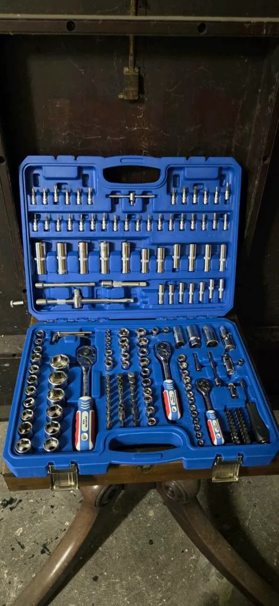 BIG BIG BIG SET OF socket brand new - Image 3