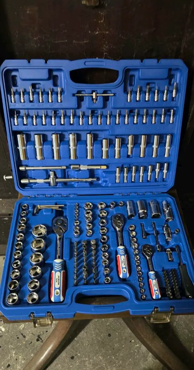 BIG BIG BIG SET OF socket brand new - Image 4