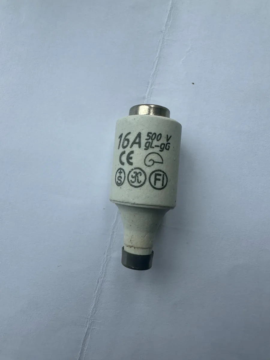 16A DZII ceramic fuses-PRO-CIRCUIT - Image 2
