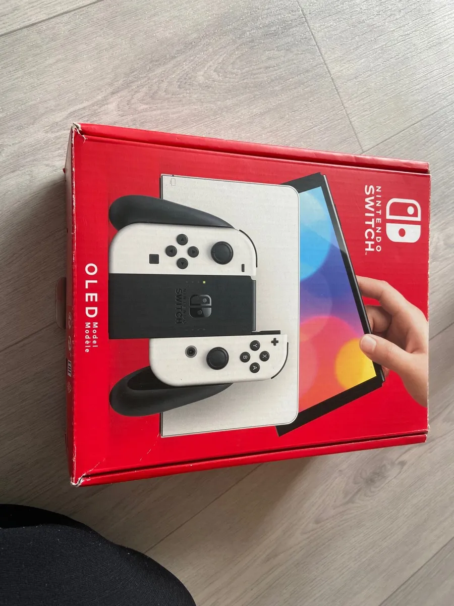 Nintendo switch - Image 1
