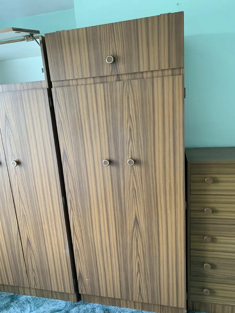 Bedroom - Image 4