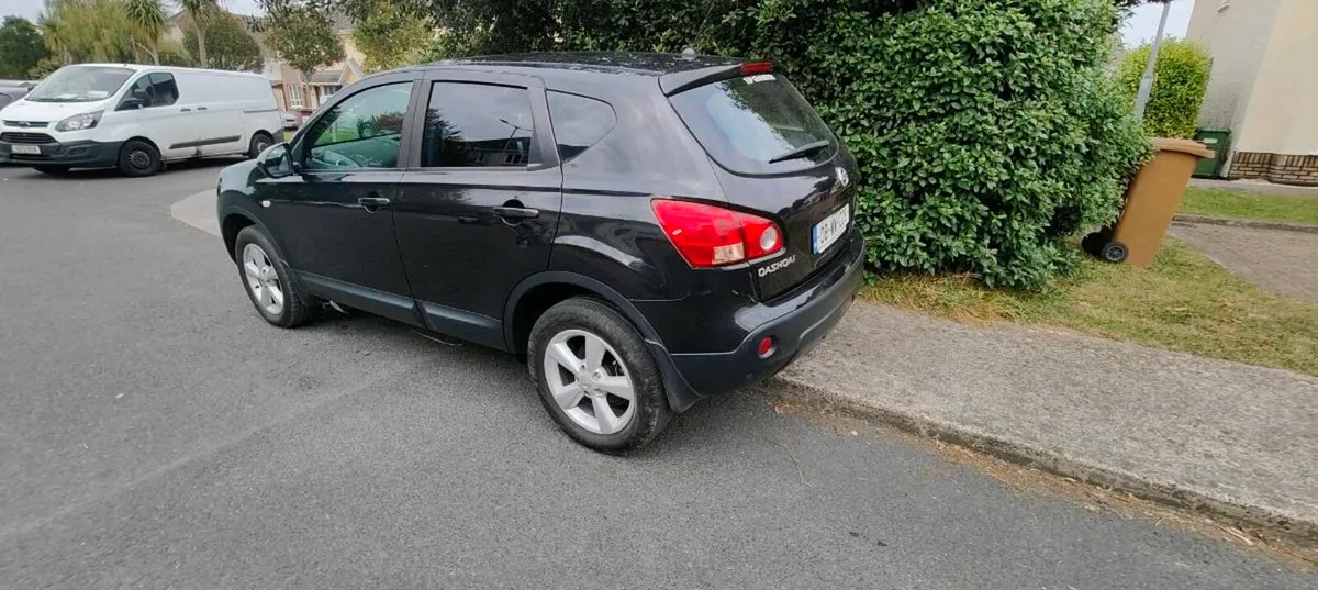 08 Nissan Qashqai 1.6 Petrol €2100 - Image 4