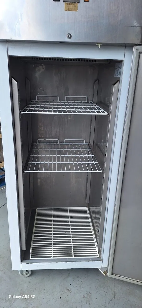 Upright Freezer single door - Image 3