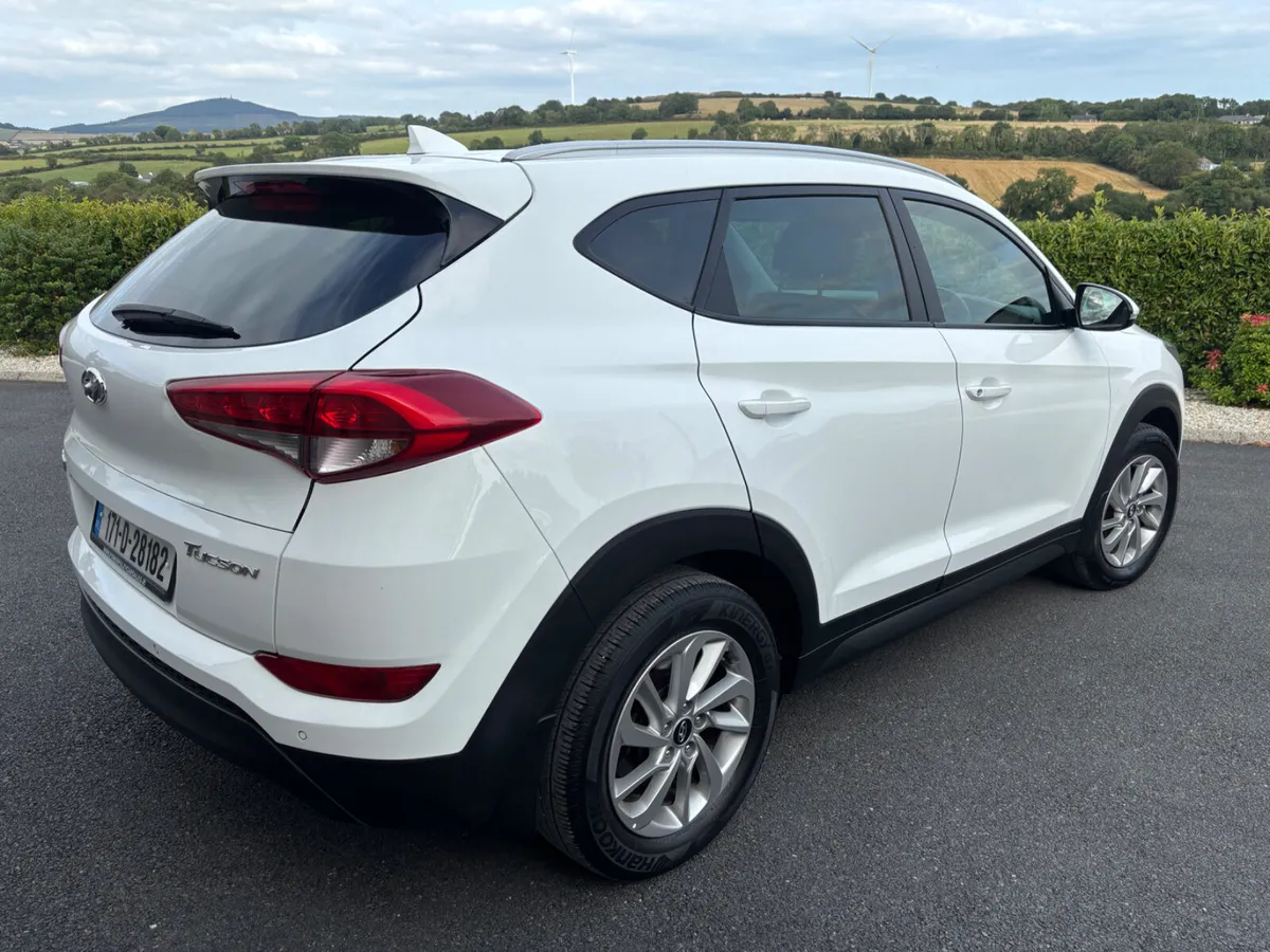 2017 Hyundai Tucson Executive 1.7 Diesel NCT 03/27 - Image 4