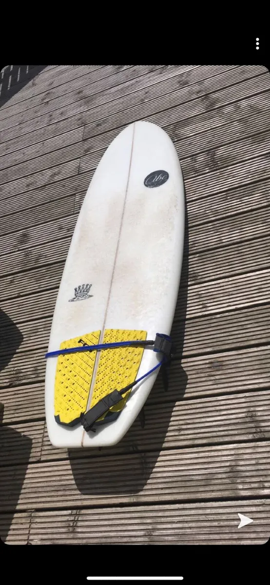 Surfboard - Image 1