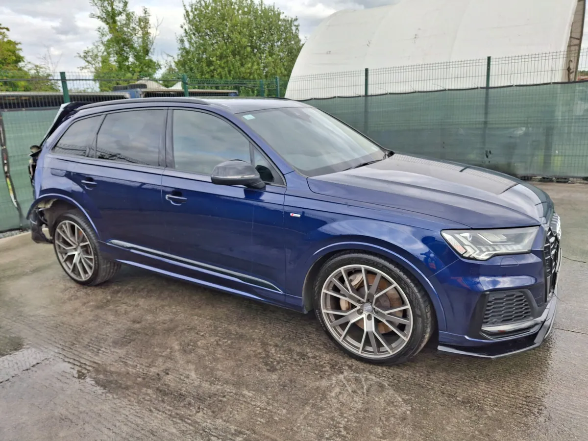 202 Audi Q7 S-Line  3.0  Quattro  with vat docket - Image 2