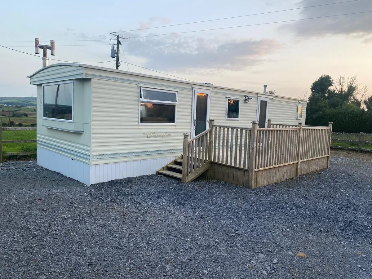 36x12ft Mobile Home - 2 Bed, En-suite, Solid Fuel - Image 3