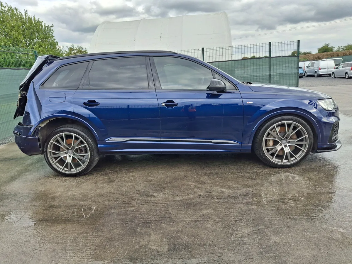 202 Audi Q7 S-Line  3.0  Quattro  with vat docket - Image 3