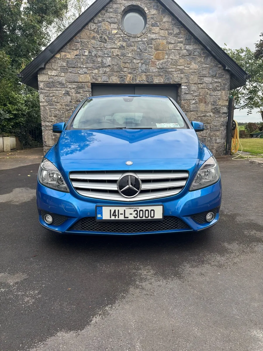 Mercedes B180 - Image 1