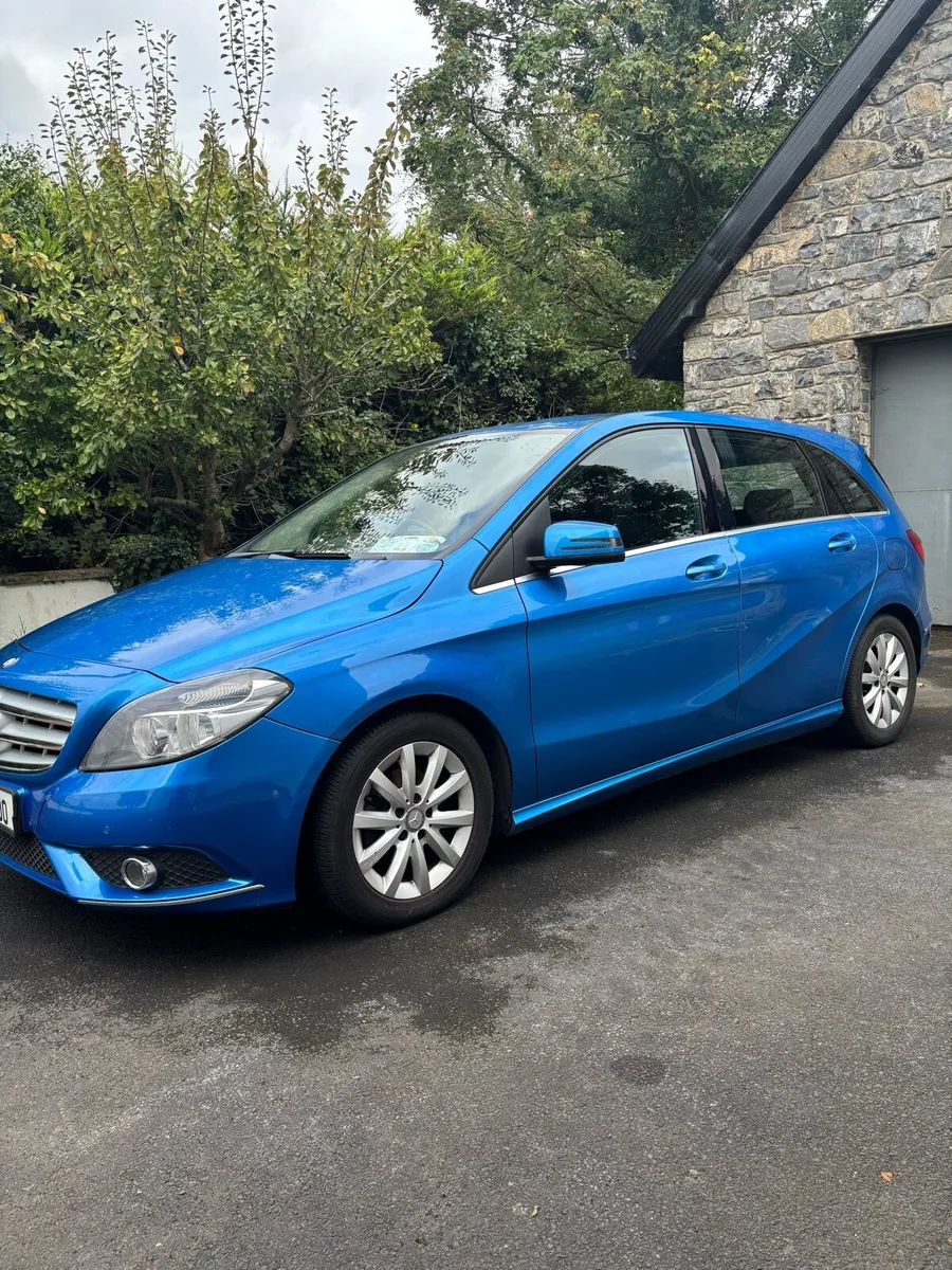 Mercedes B180 - Image 3