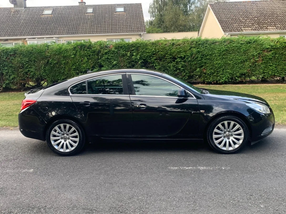 Opel Insignia - Image 2
