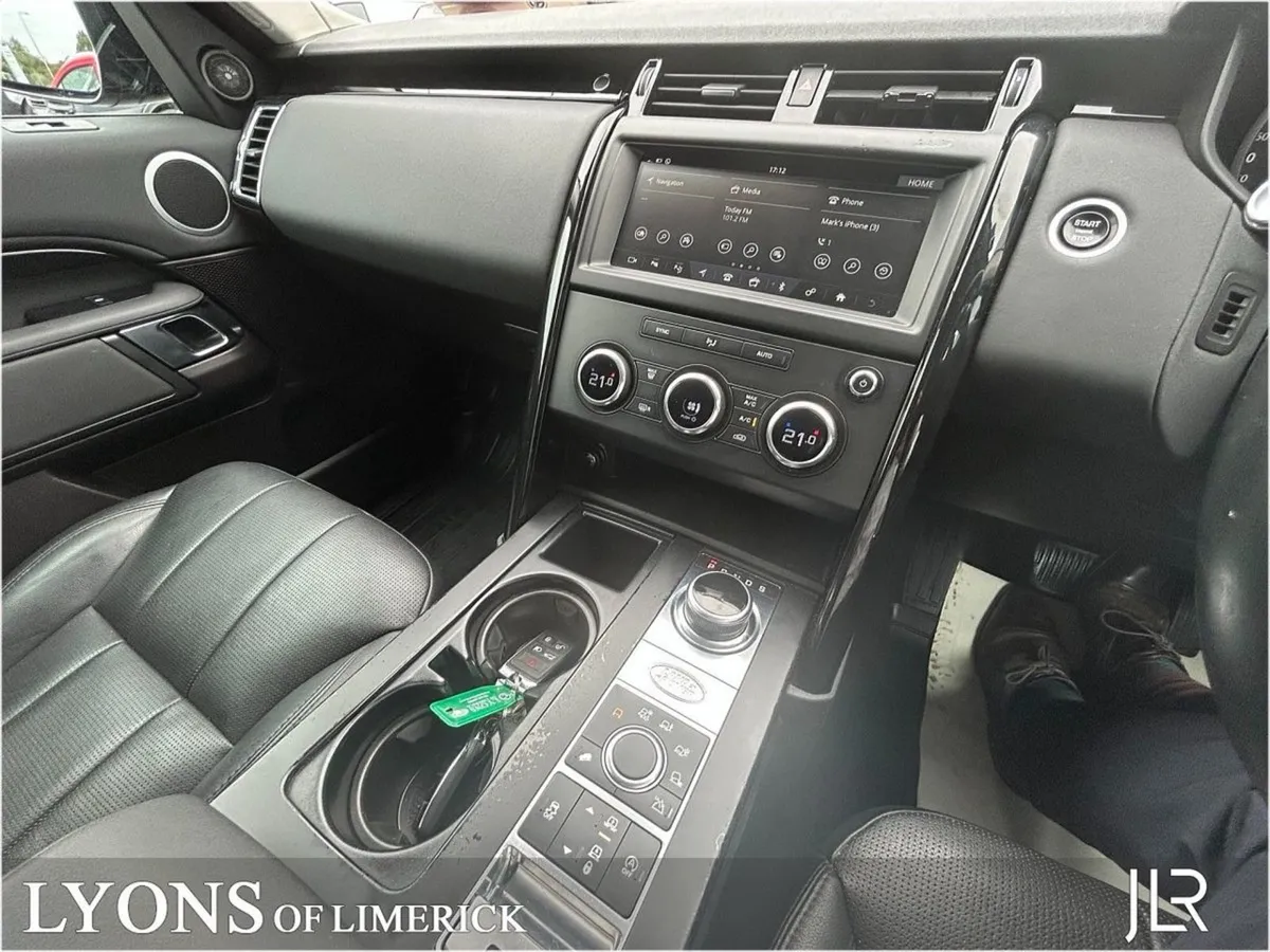 Land Rover Discovery 3.0d Sdv6 2 Seater Commercia - Image 4
