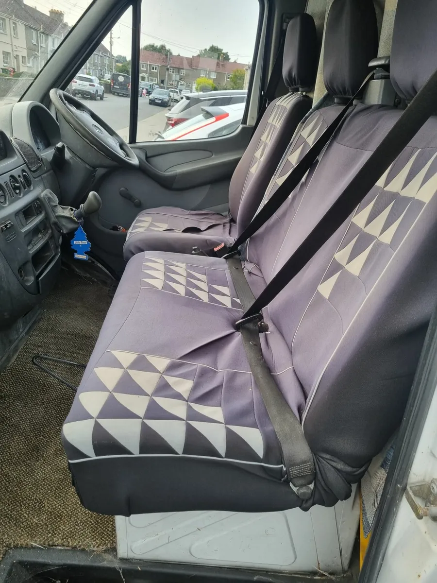 campervan - Image 1