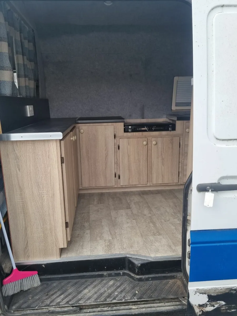 campervan - Image 2