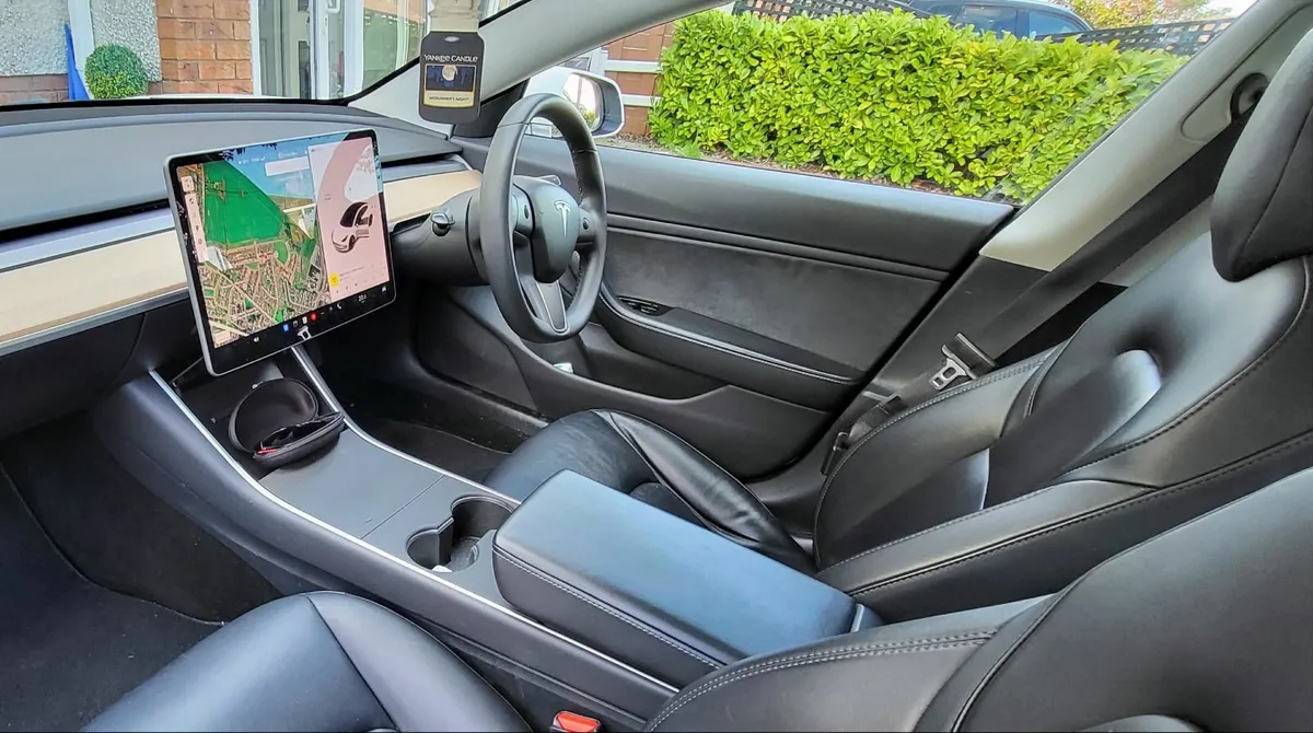 Tesla Model 3 SR+ 2020. NCT & Taxed - Image 2