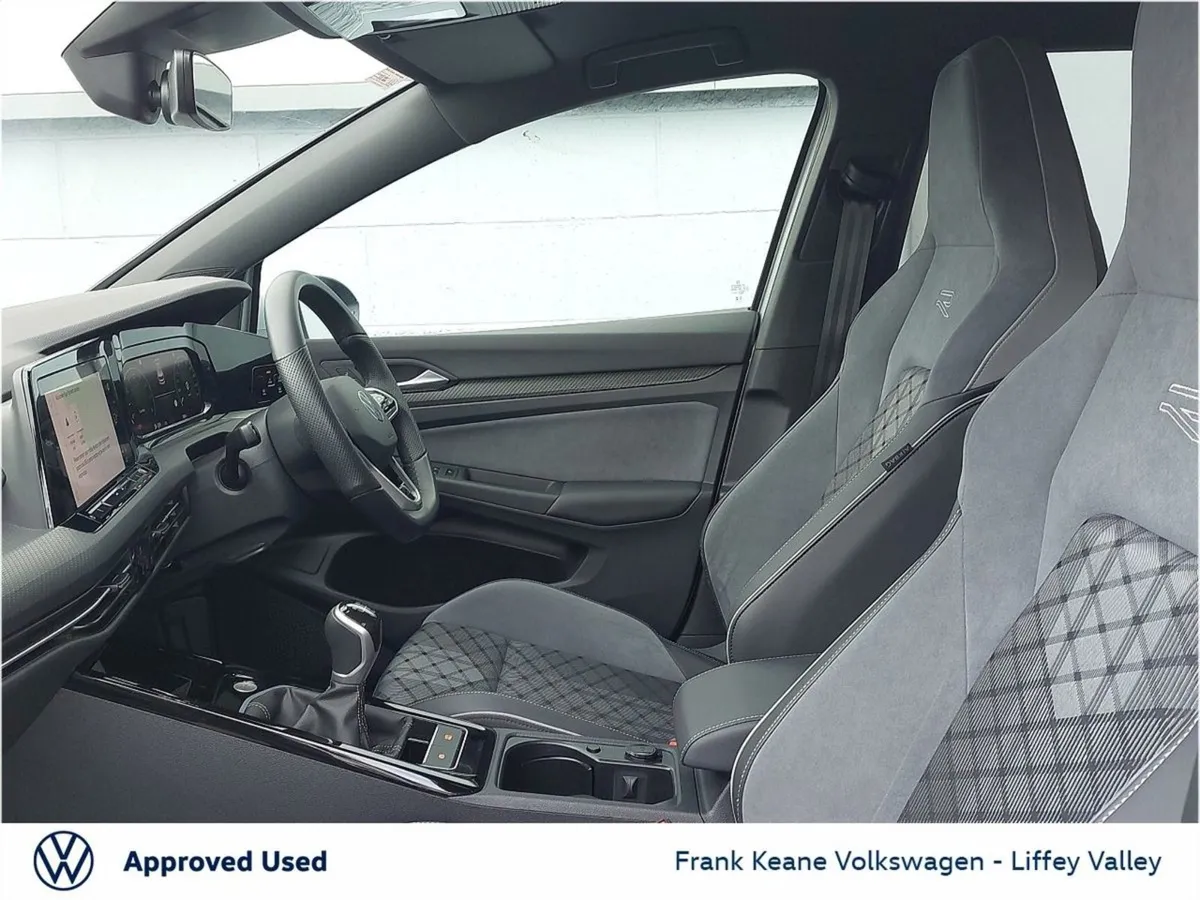Volkswagen Golf R-line 1.5tsi 130BHP  now IN Stoc - Image 4