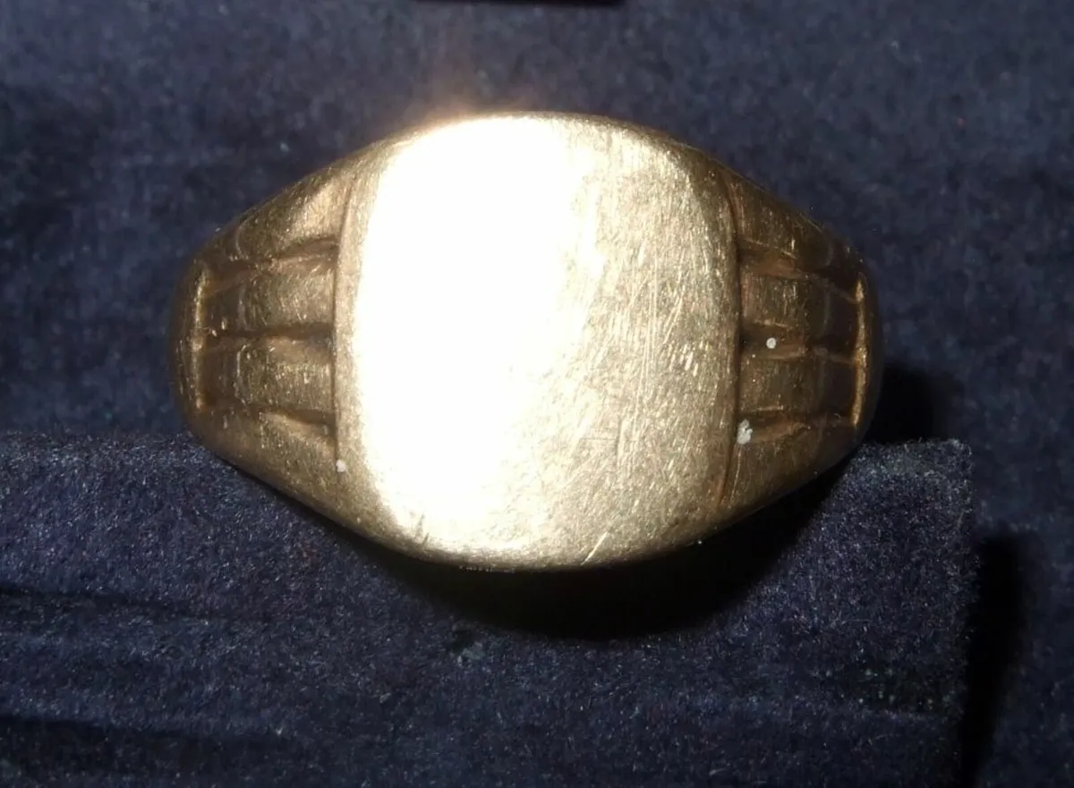 Vintage Gentlemans Signet Ring 9ct Gold Hallmarked - Image 2