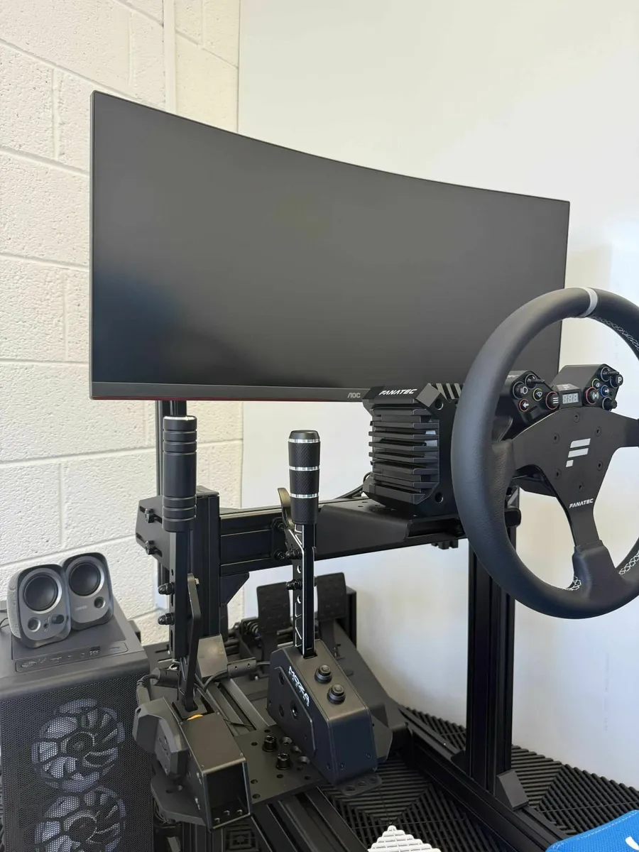 Racing simulator - Image 1