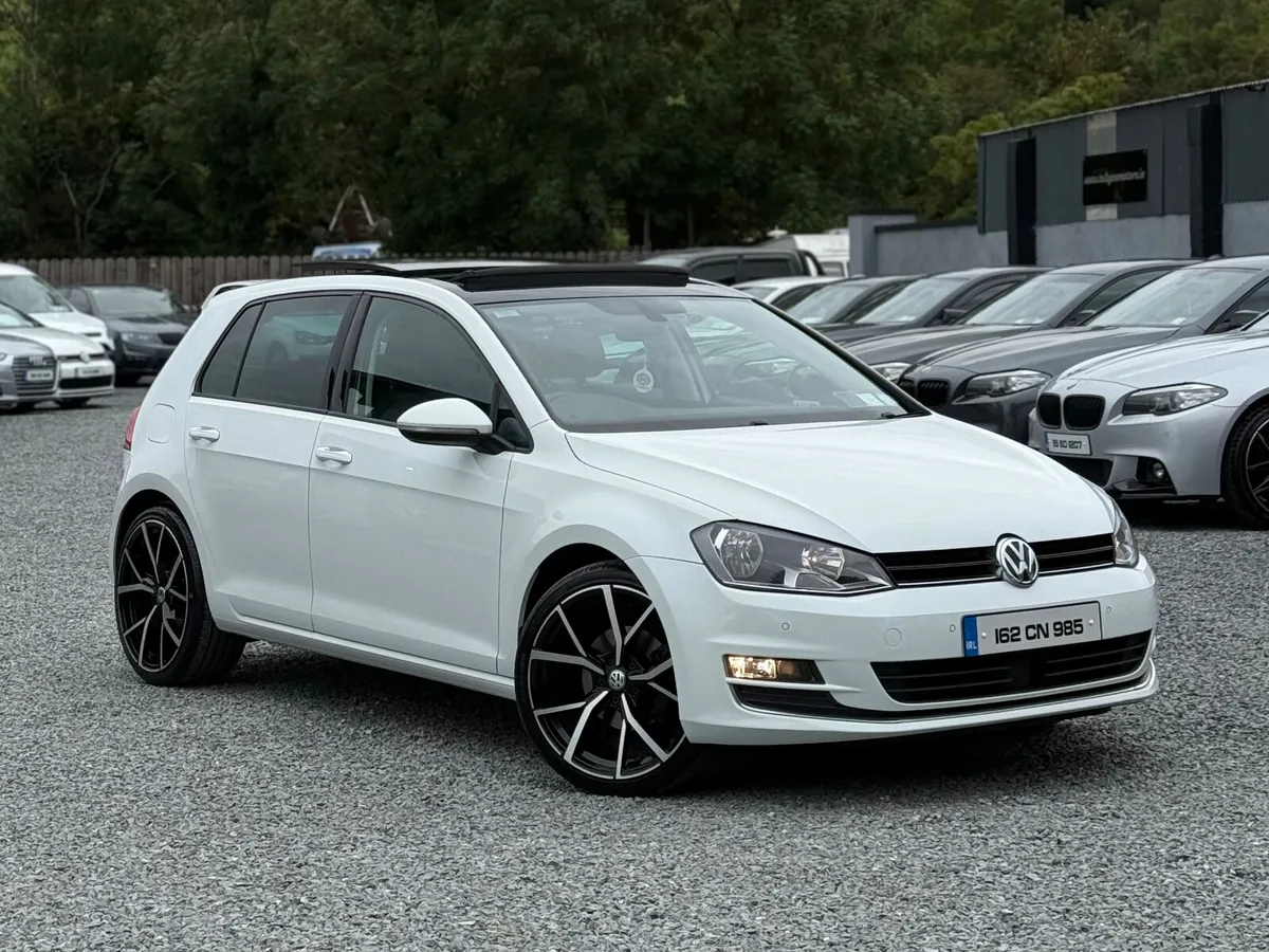 VOLKSWAGEN GOLF PAN ROOF - Image 3