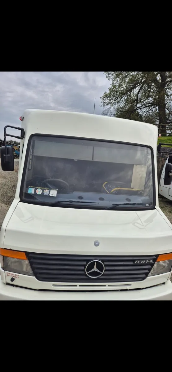 2004 Mercedes 814 vario 33-SEATER - Image 2