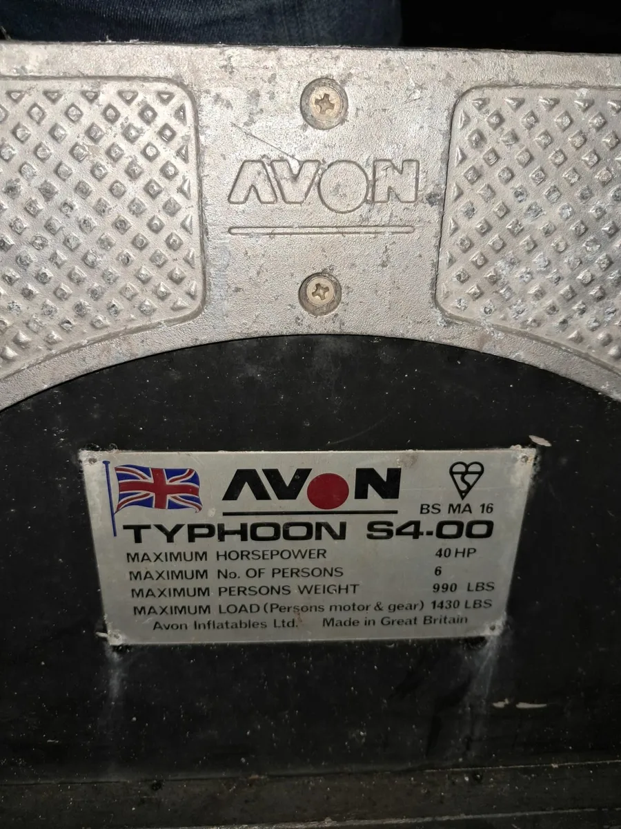Boat Rib AVON TYPHON S4.OO - Image 3