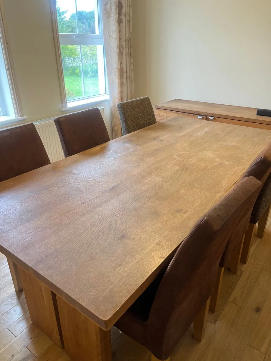 Solid Oak Table With 6 Chairs And Matching Press - Image 1