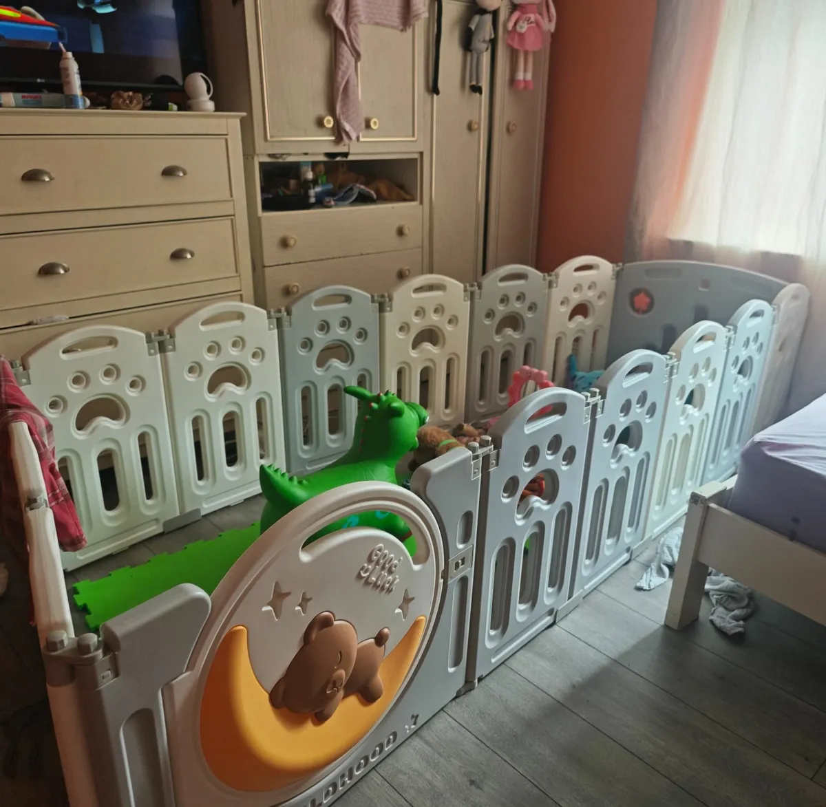 Baby play pen - Image 2