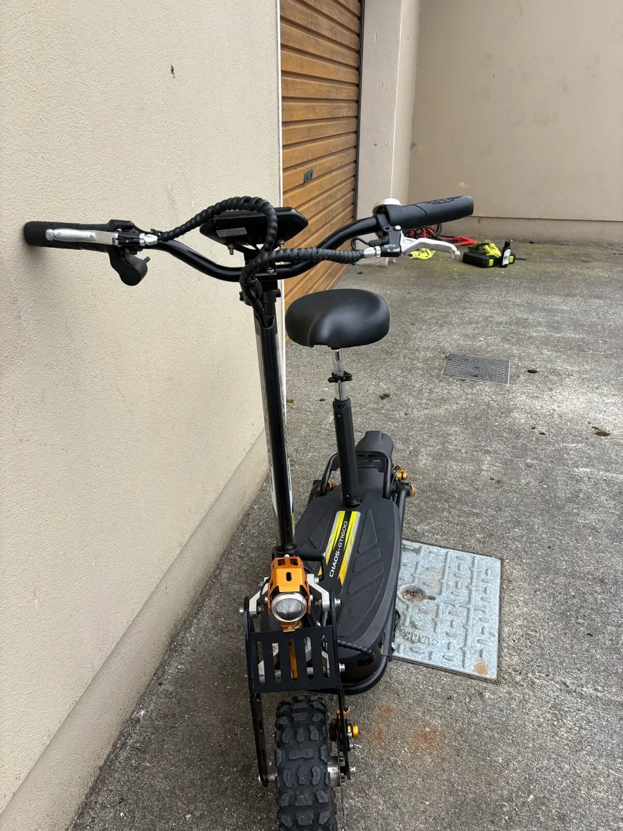 Electric scooter - Image 4