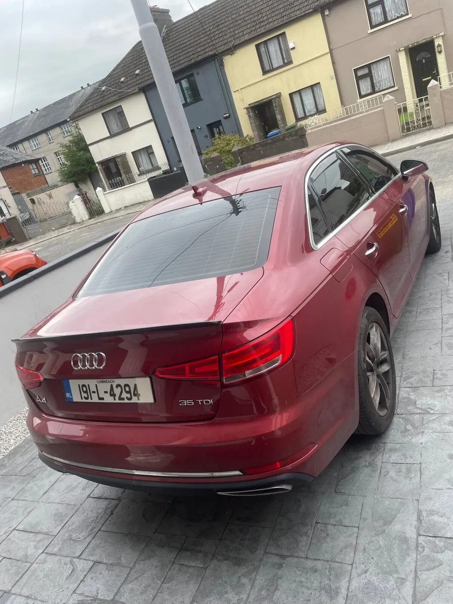 2019 Audi A4 2.0 TDI 35 S-Tronic - Image 4