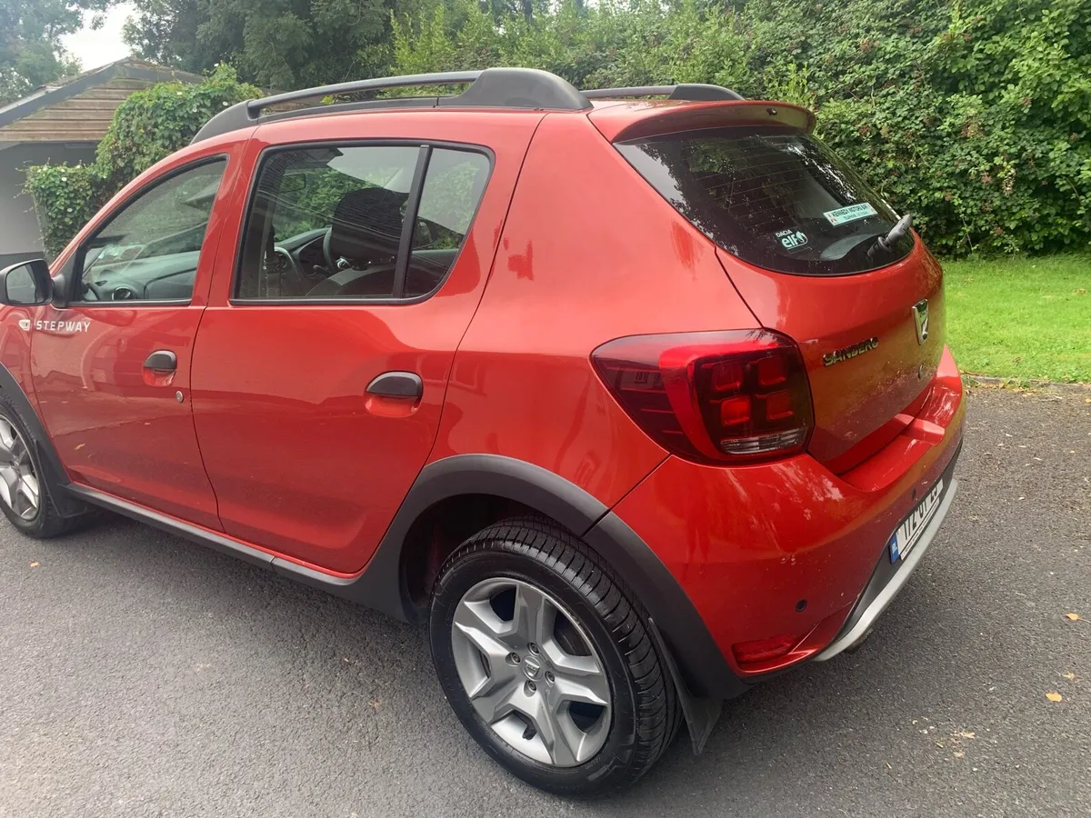 2017Dacia Sandero Stepway Petrol - Image 3