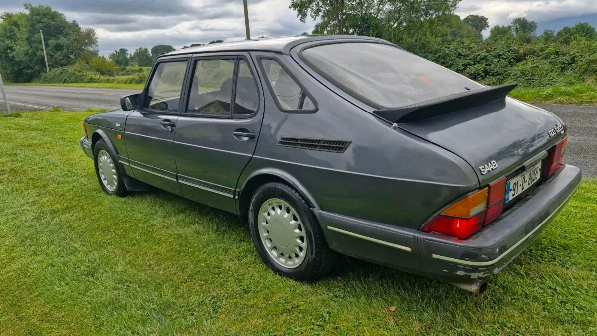 SAAB 900 TURBO - Image 2