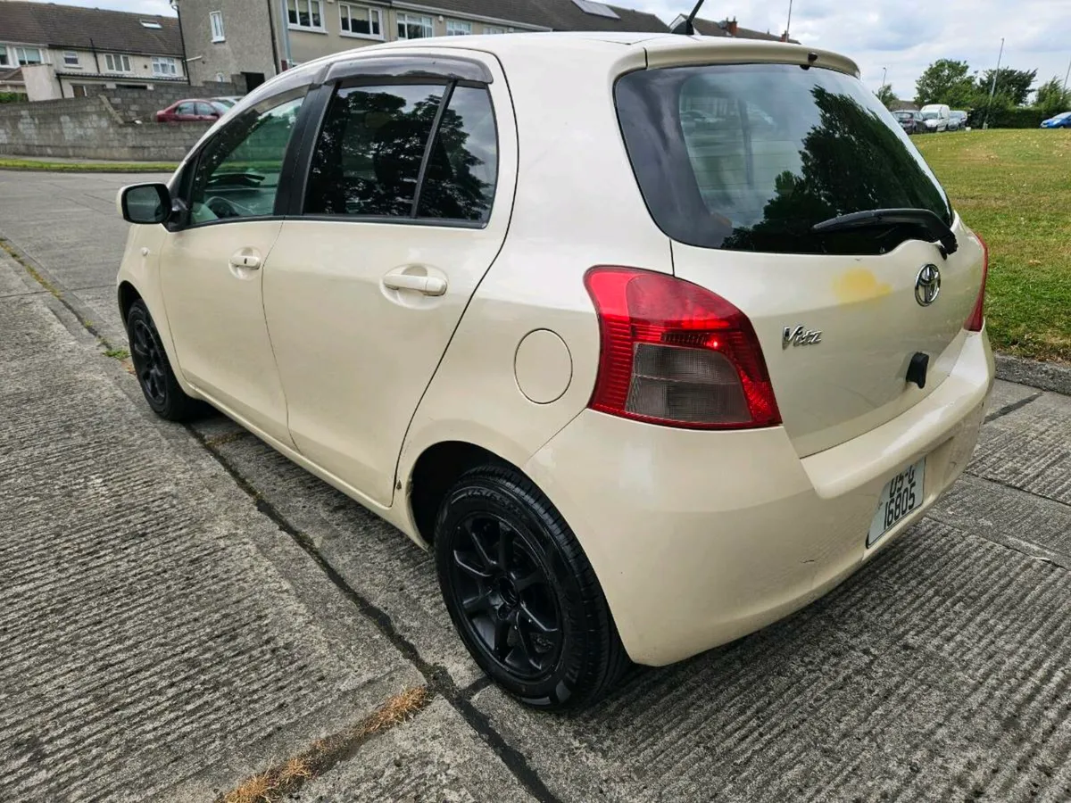 2005 VITZ , 1.0 AUTOMATIC - Image 4