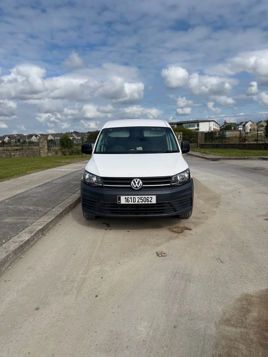 VW Caddy Maxi - Image 1