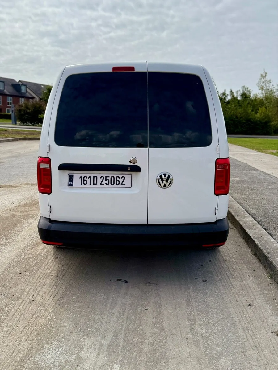 VW Caddy Maxi - Image 3