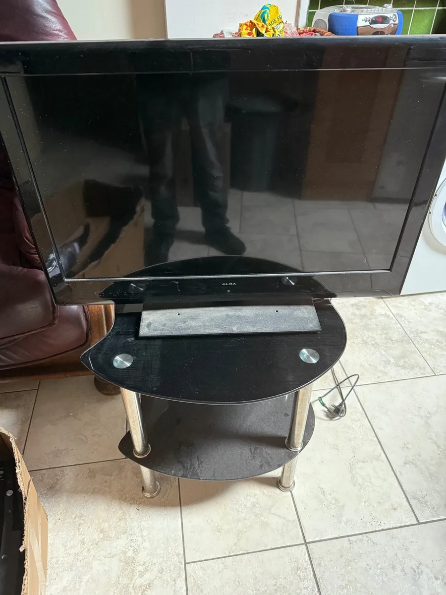 Tv with stand - Image 1
