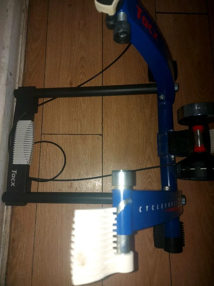 Tacx sirius cycleforce trainer - Image 3